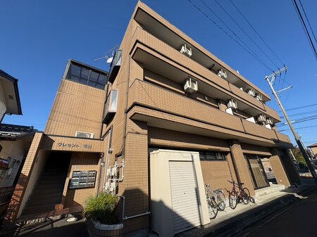 クレセント郡山外観写真