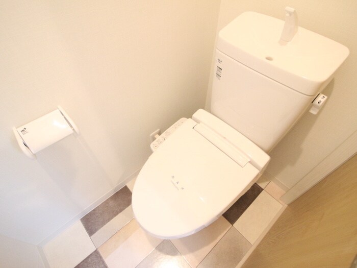 物件内観写真12　(トイレ)