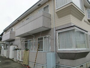 ロイヤルシティー石田六番館外観写真