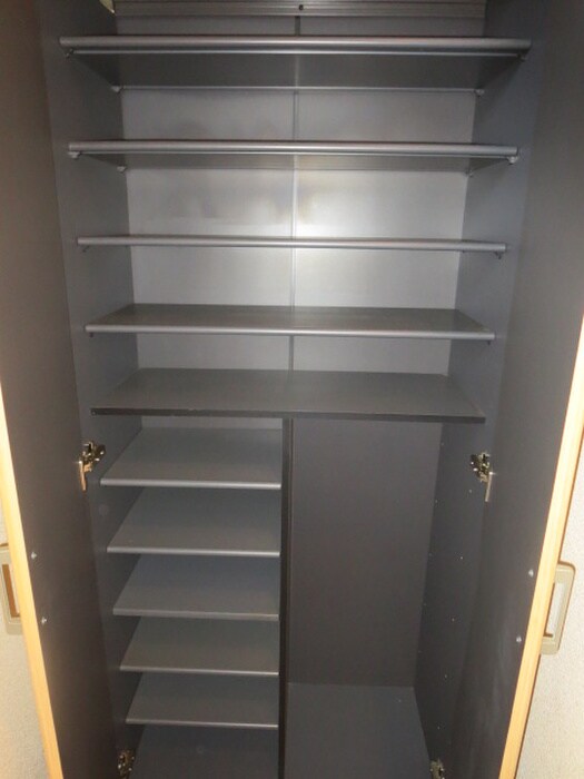 物件内観写真7　(靴箱)