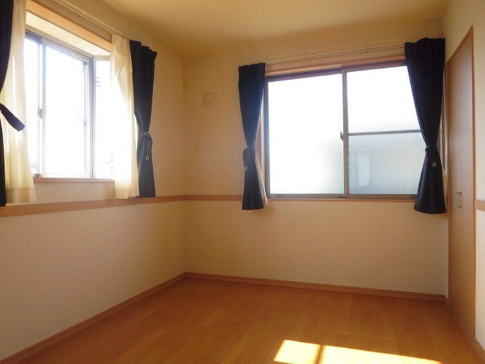 物件内観写真16　(居室)