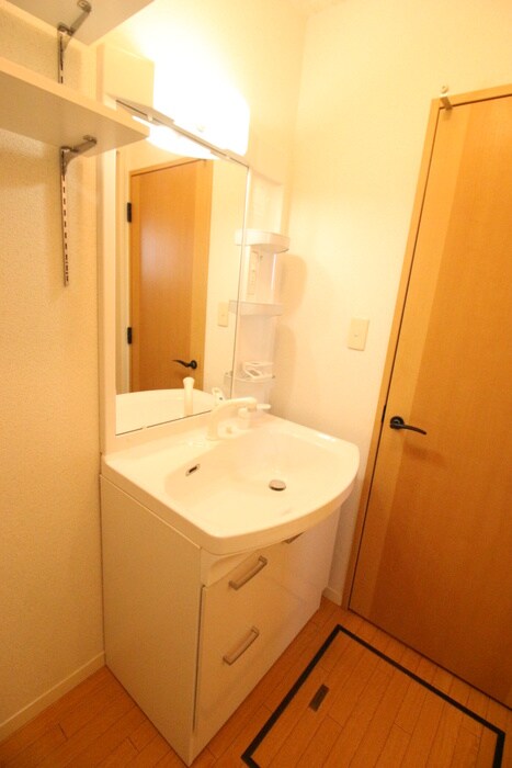 物件内観写真15　(洗面)