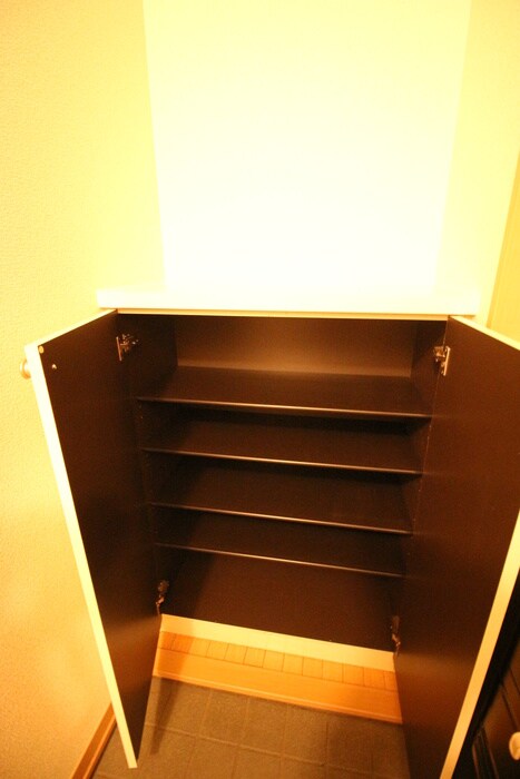 物件内観写真17　(靴箱)