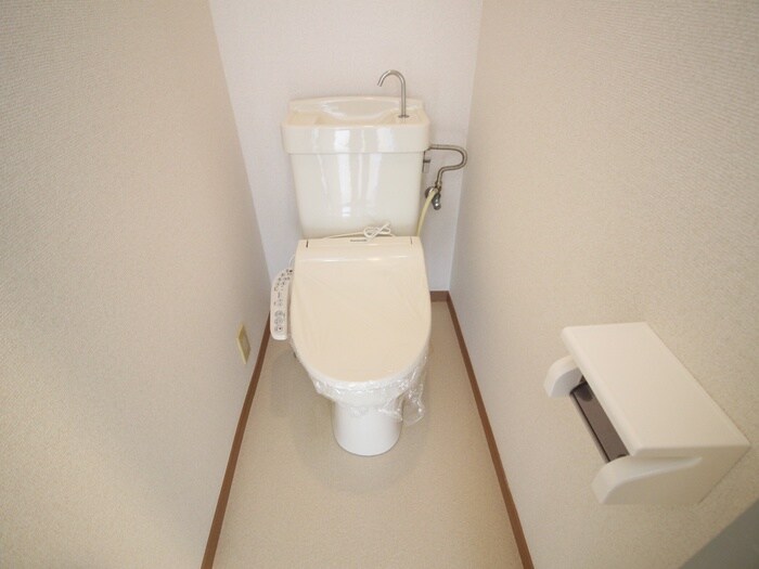 物件内観写真11　(トイレ)