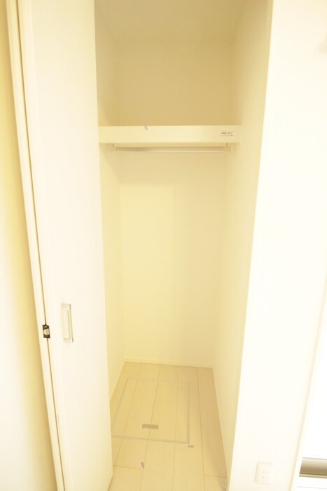 物件内観写真14　(収納)