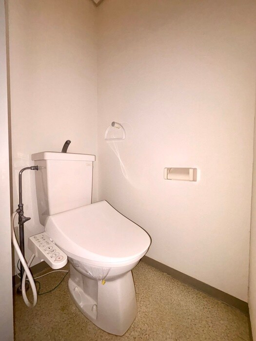 物件内観写真15　(トイレ)