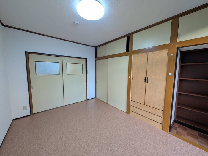 物件内観写真8　(居室)