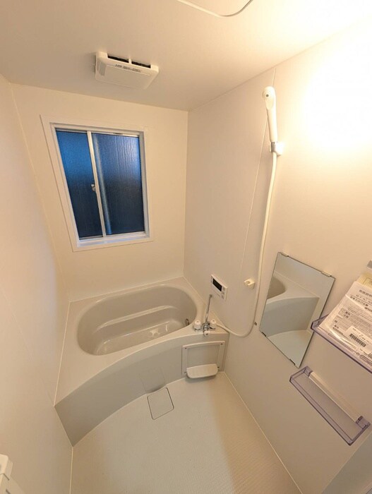 物件内観写真11　(バス／シャワールーム等)