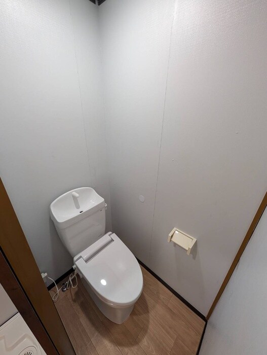 物件内観写真13　(トイレ)