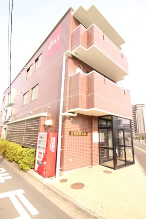 トパ－ズビル外観写真