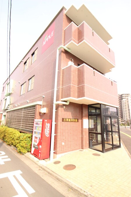 トパ－ズビル外観写真
