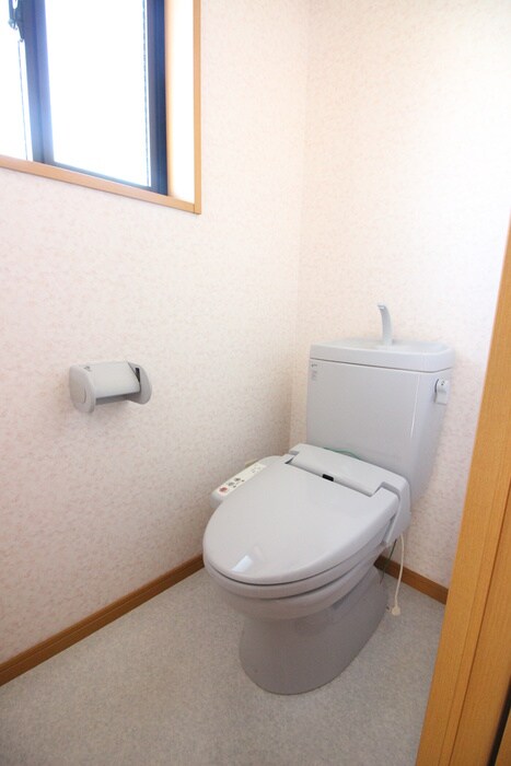 物件内観写真16　(トイレ)