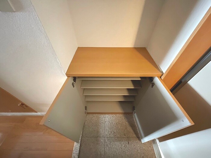 物件内観写真14　(靴箱)