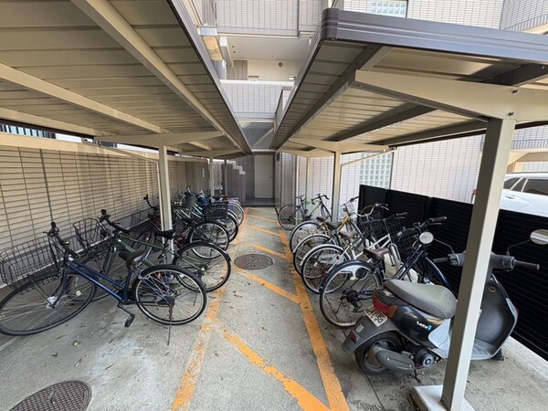 駐輪場
