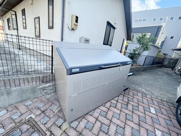 物件外観写真4　(建物設備)