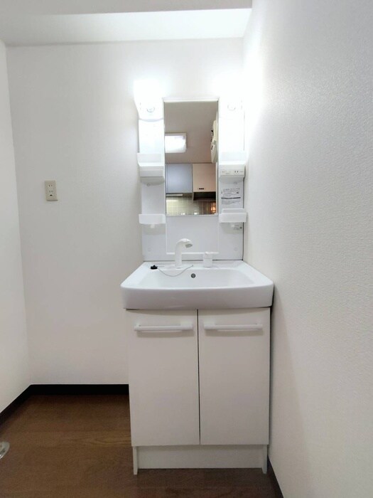 物件内観写真11　(洗面)