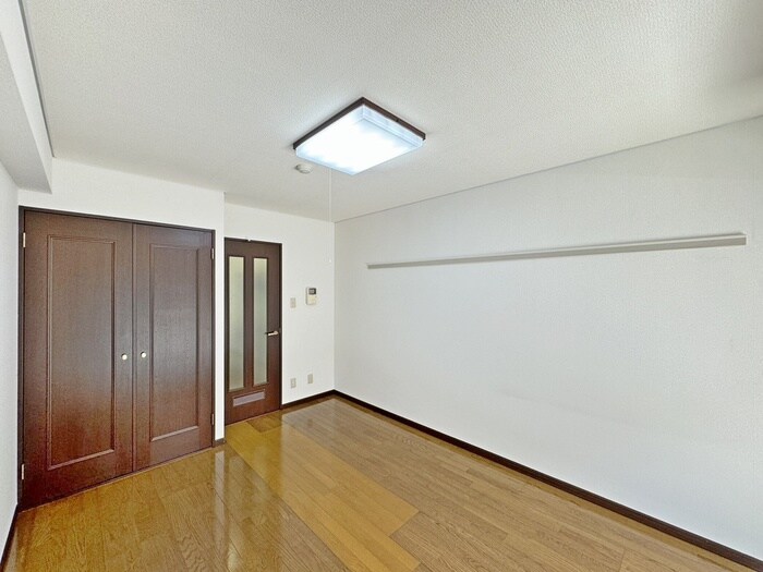 物件内観写真18　(居室)