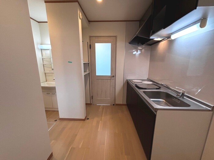 物件内観写真19　(廊下)