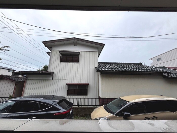 物件内観写真22　(玄関)