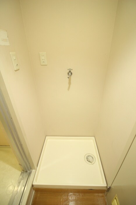 ポ－トタウンカネショ－の洗濯機置場