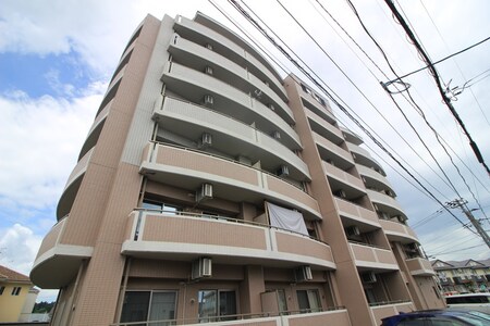 アートシャルマン東仙台外観写真