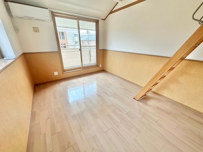 物件内観写真7　(居室)