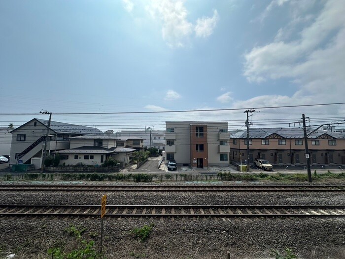 物件内観写真22　(室内からの展望)