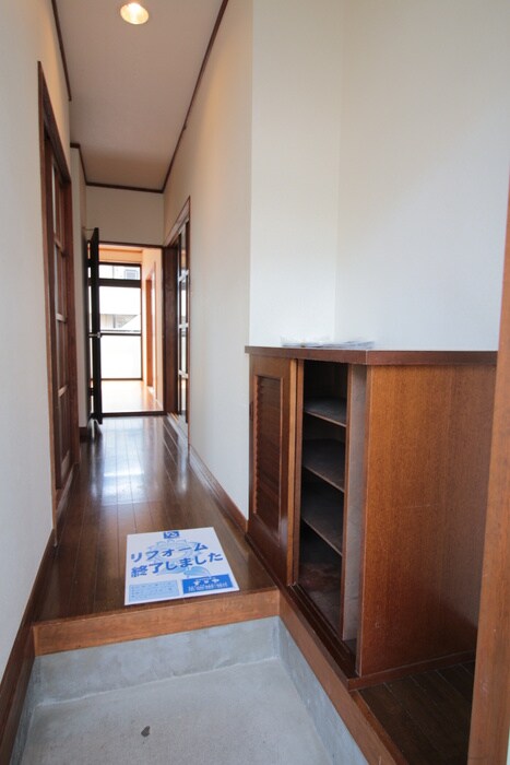 サンシャインＷ　Ａの玄関