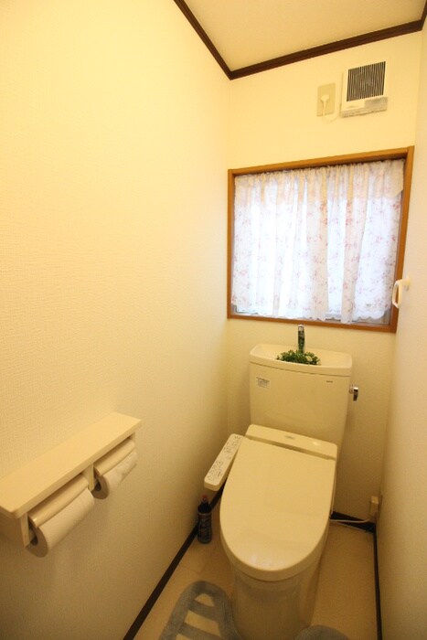 物件内観写真10　(トイレ)