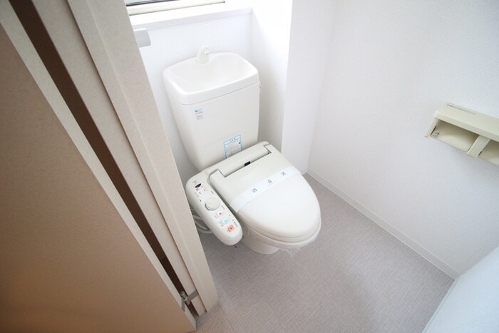 物件内観写真13　(トイレ)