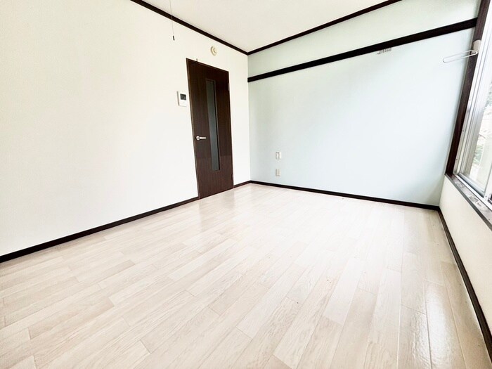 物件内観写真5　(居室)