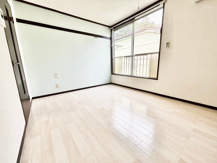 物件内観写真6　(居室)