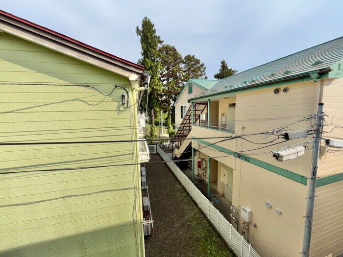 物件内観写真15　(室内からの展望)