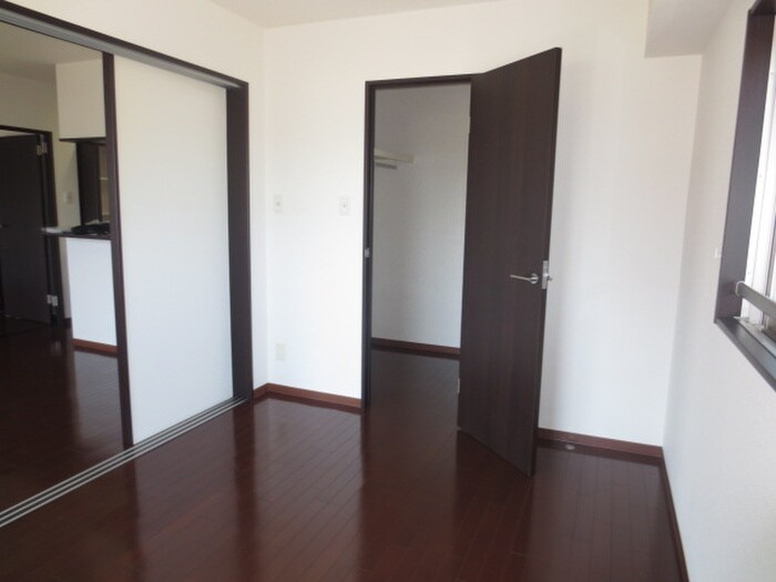 物件内観写真5　(居室)