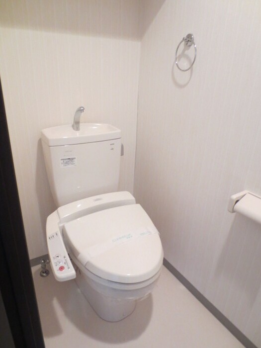 物件内観写真12　(トイレ)