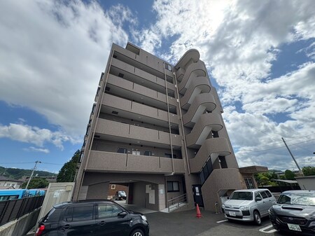 グランドソレ－ユ外観写真