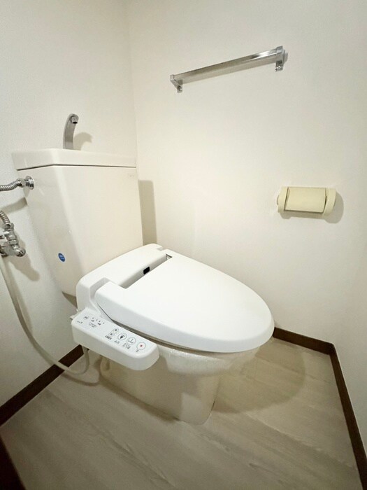 物件内観写真9　(トイレ)