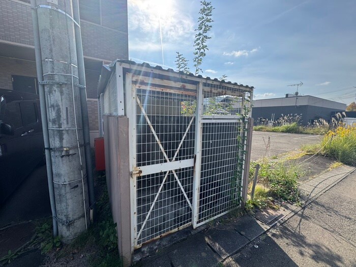 物件外観写真5　(建物設備)