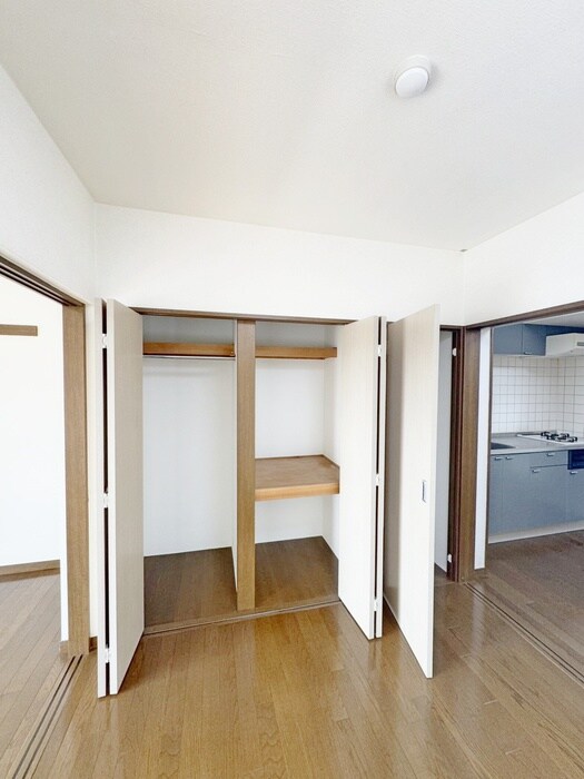 物件内観写真13　(収納)