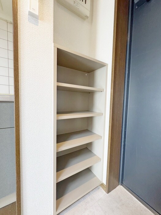 物件内観写真14　(靴箱)