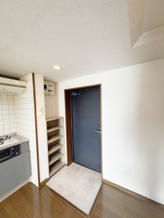 物件内観写真15　(靴箱)