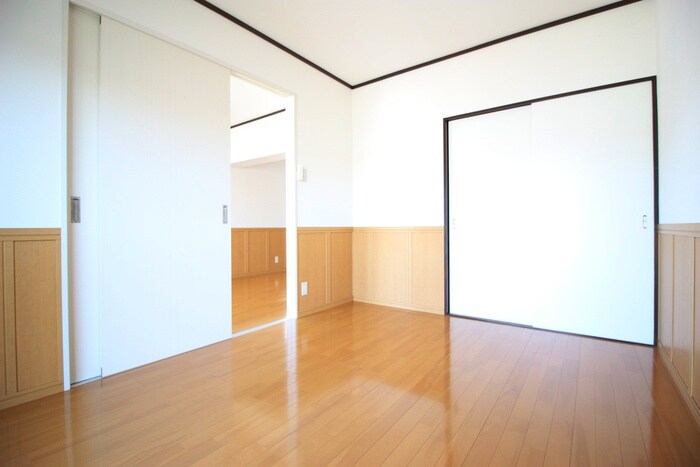 物件内観写真10　(居室)