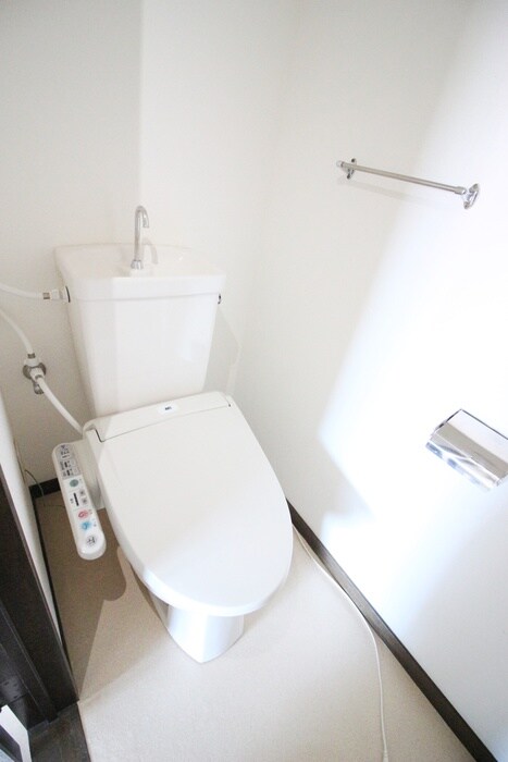 物件内観写真15　(トイレ)