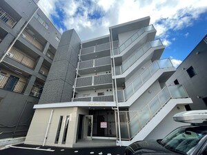 Gran　Strada　上杉外観写真