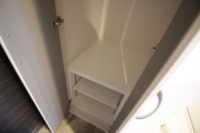 物件内観写真18　(靴箱)
