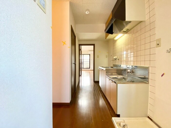 物件内観写真17　(廊下)