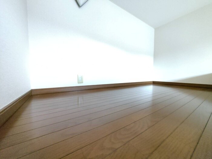 物件内観写真9　(ロフト)