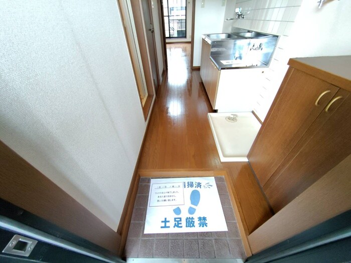 物件内観写真20　(玄関)