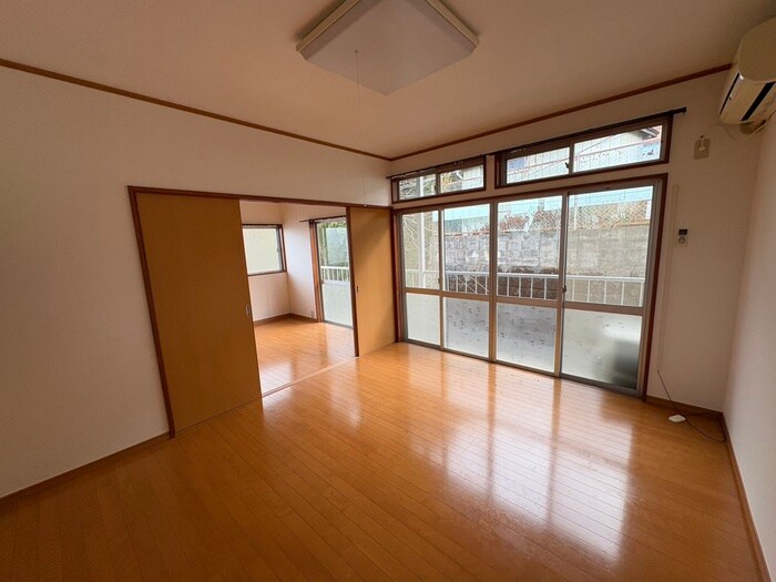 物件内観写真7　(居室)