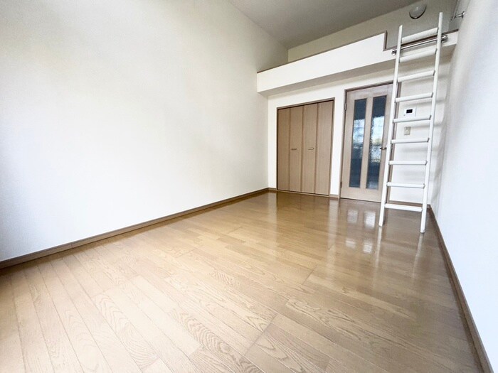 物件内観写真8　(居室)